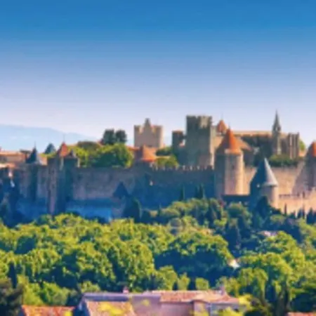 Bright T2 In The Heart Of The City Center Carcassonne